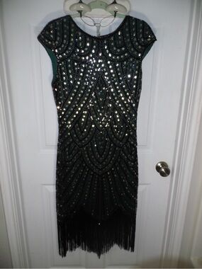 Fundaisy Emerald Green Beaded Fringe Midi Dress